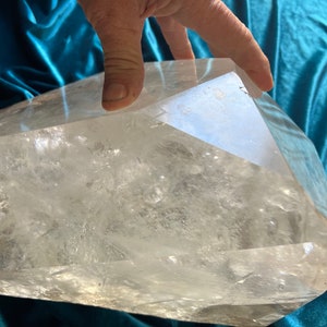 36lbs  Terminated Quartz Crystal Point - GIANT 100% Brazilian Crystal - Extremely Rare POLISHED Crystal - Museum piece with 81,500 carats