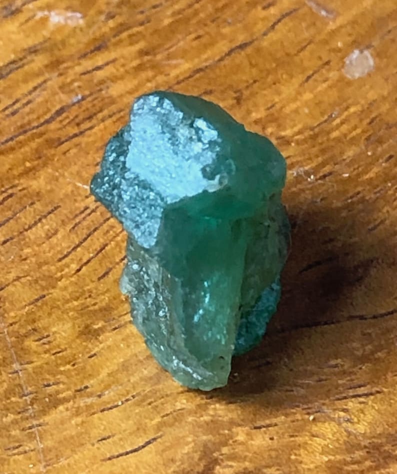 mineral specimen,gift for her, lapidary grade, raw mineral,precious stone, raw emerald crystal, collector item, gemstone collection, natural gem, Brazilian gemy, large emerald, unique treasure, green earth gem, Brazilian find, raw beauty, diy jewelry