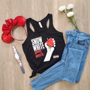 Snow White / American Idiot / Green Day / Disney / Women&#39;s Flowy Racerback Tank