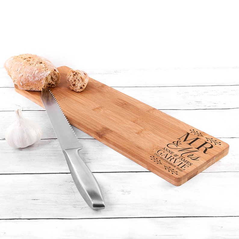 Wedding 5th Anniversary Engraved Gift Gifts for Couples Chopping Personalised Engraved Bamboo Wedding Serving Board Bread Bespoke