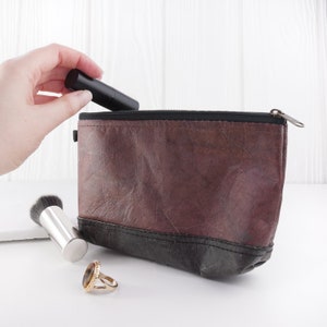 Neceser pequeño de piel Vegan Leaf - Castaño