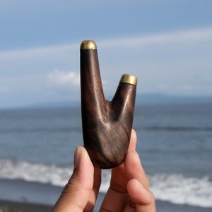 Rosenholz Kuripé mit Bronze Cup – Handgefertigte Rapé-Pfeife, schamanische Selbstapplikator-Pfeife