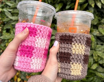 crochet plaid cup cozy