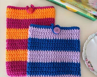 crochet chunky stripe book sleeve