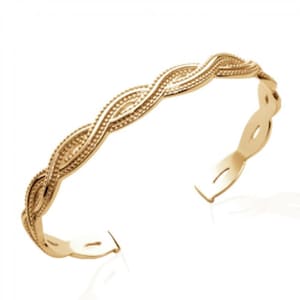 Women&#39;s semi-open twisted bangle bracelet in gold plated