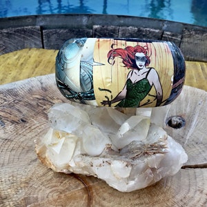 Villans y Vixens Superhero Bangle