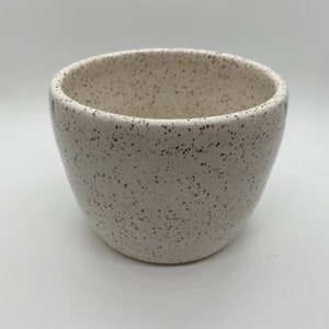 White Hand Thrown Speckled Air Planter, Small White Air Planter, Small Planter, Succulent Planter, Air Plant, Stoneware Air Planter