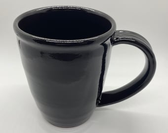 Black hand thrown stoneware mug, Red clay mug, Black mug, Glossy black mug, Coffee mug, Black coffee mug