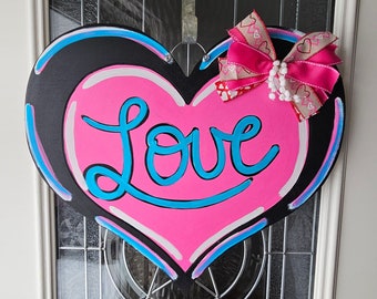 HUGS KISSES & VALENTINES Wishes Sign Wall Art Door Hanger Plaque