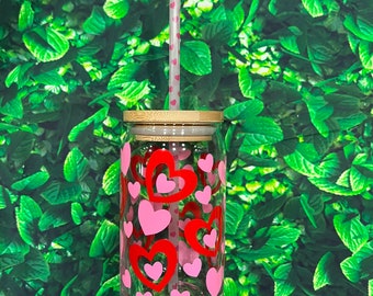16 oz valentine glass can/ 16oz retro red and pink hearts glass can/ valentines glass cup/ groovy hearts glass cup/ valentine gift / hearts