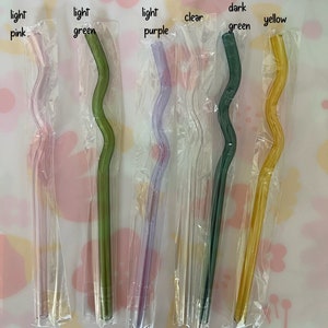 wavy glass straw/ glass straw for glass cans/ glass straw/ reusable glass straw/ coffee glass straw/straw/gift idea/ iced coffee glass straw