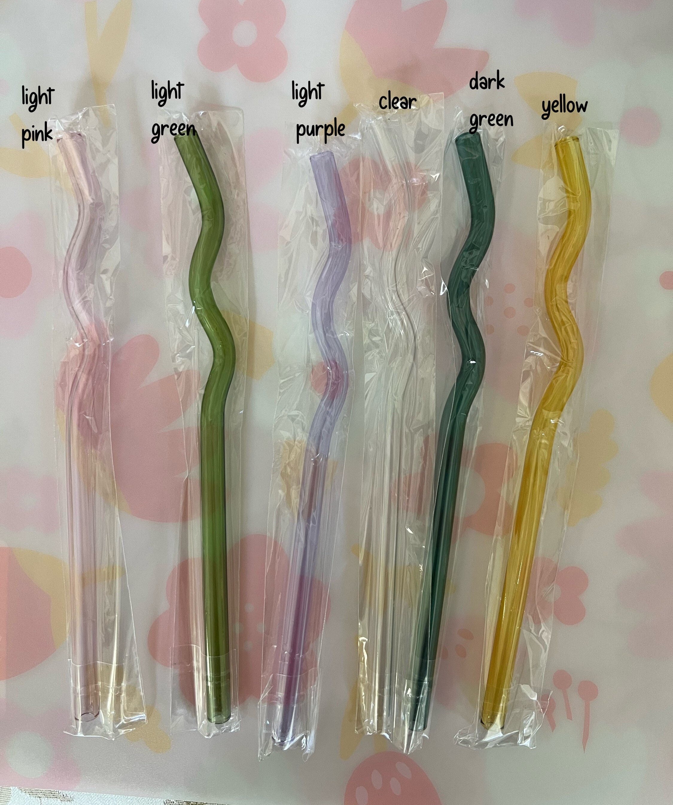 Wiggly Reusable Glass Straw in 2023  Glass straws, Reusable, Pink butterfly