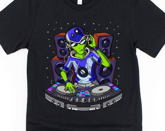 Alien Techno DJ Shirt - Psytrance Dubstep Tee - Music DJ Shirt - Psychedelic House Music Shirt - EDM Music Festival Clothing - Alien Outfit