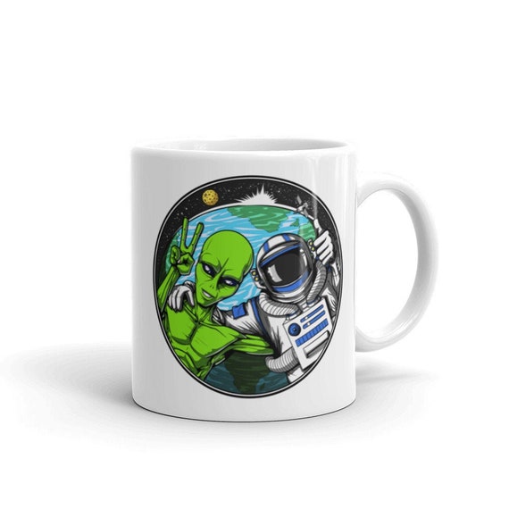 Space Alien Mug, Astronaut Mug, Extraterrestrials Mug, Science Fiction Mugs, Alien Cup, Alien Coffee Mug, Alien Lover Gifts, Alien Cups
