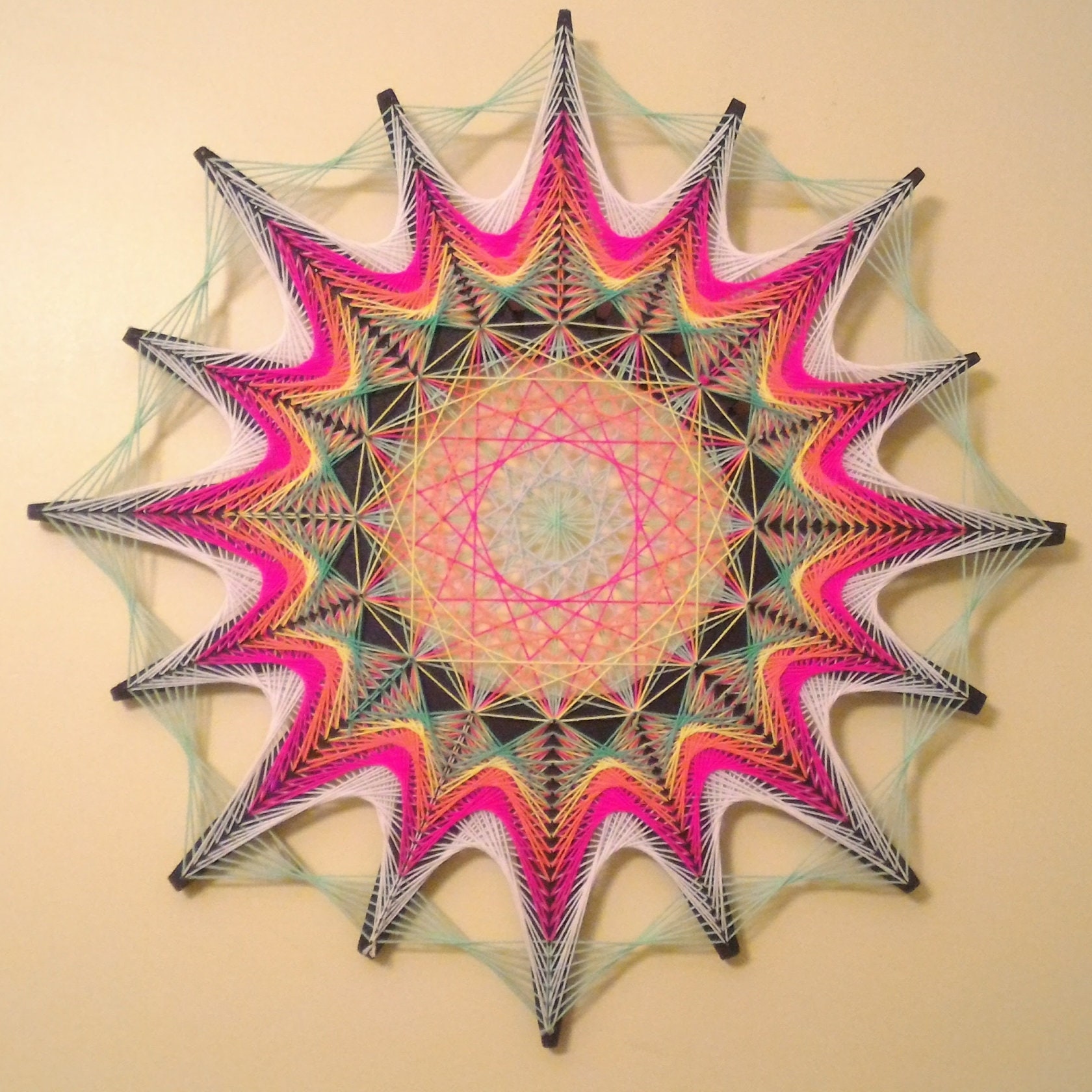 string Art Flower Power - Uv Fluo 70x70cm