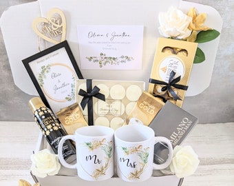 Luxury Wedding Hamper/Personalised Wedding Frame/Pamper Hamper/Mr And Mrs Gift/Engagement/His and Hers Gift/Bride And Groom/Anniversary Gift