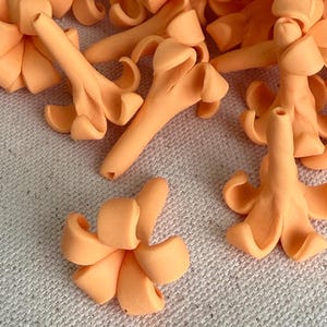 Light Orange Puakenikeni Clay Flowers, 23mm, Sturdy Waterproof Heat & Break Resistant, DIY Lei Making or Car Lei, Handmade, Keni-03