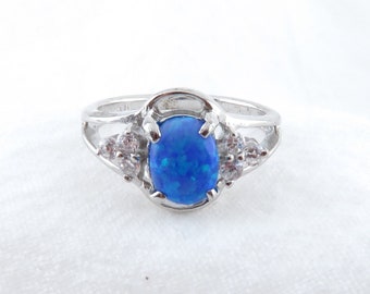 Blue Oval Opal Three-Stone Ring in 925 Sterling Silver, October Birthstone Gift