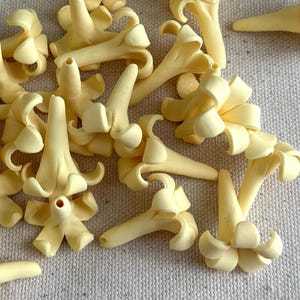 Natural Yellow Puakenikeni Clay Flowers, 23mm, Sturdy Waterproof Heat & Break Resistant, DIY Lei Making or Car Lei, Handmade, Keni-03
