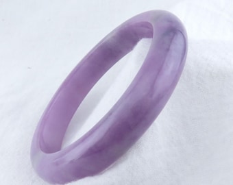 天然翡翠ラベンダー色バングル　内径約55.8mm 鑑定書付 天然翡翠ラベンダー色バングル 内径約55.8mm 鑑定書付
