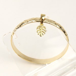 Monstera Charm on 7mm Hawaiian Hamilton Gold Bangle / Hamilton Gold Charm Bracelet