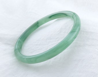 Green Jade Bangle / 8mm Jade Bangle, Round, Smooth, High Quality Jade Fits Size 7.5-8", Green Bangle