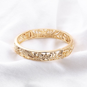 12mm Open Lock Floral Bangle, Hamilton Gold / Hawaiian Jewelry