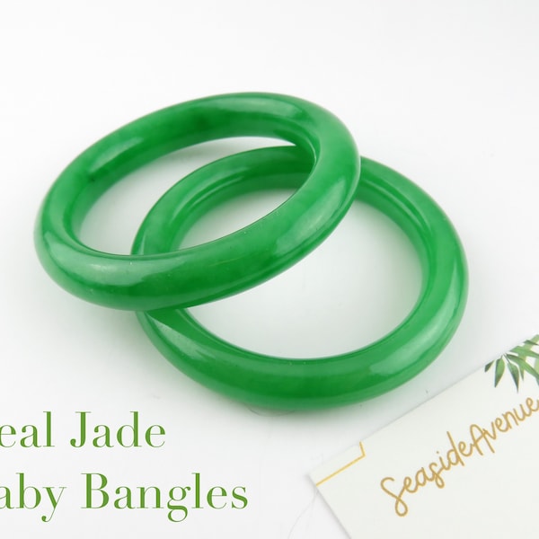 Echte Jade Krabbel Baby Armreifen / grüne Jade für Baby, echte Jade Armband, Säugling Armreifen, Neugeborene Baby Armreif