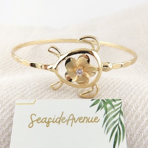 Turtle Bangle / Hawaiian Style Jewelry, Gold, Plumeria Flower