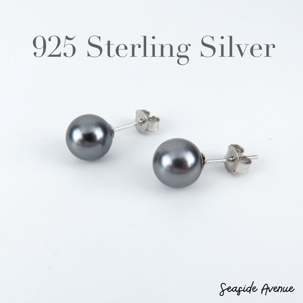 Black pearl earrings