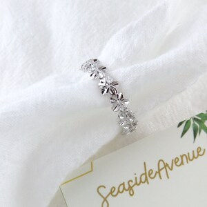 Plumeria Flower Band Ring / Dainty Stackable Ring, Sizes 2-12, lei wedding band, thumb ring, knuckle ring, midi ring, closed toe ring, kid&#39;s