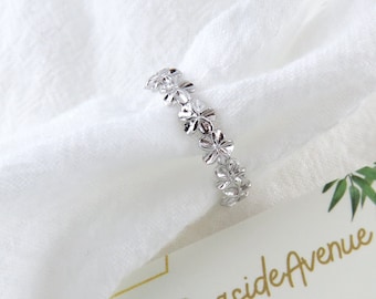 Plumeria Flower Band Ring / Dainty Stackable Ring, Sizes 2-12, lei wedding band, thumb ring, knuckle ring, midi ring, closed toe ring, kid's