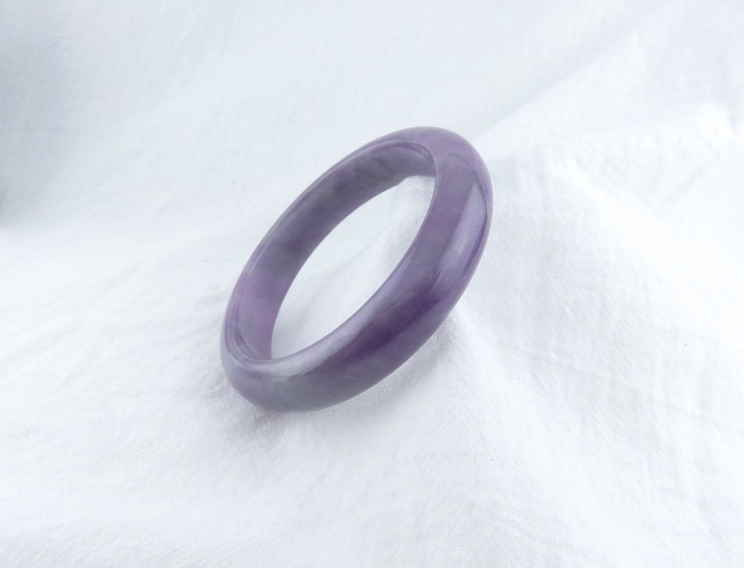 紫翡翠　ラベンダー　ヒスイのバングル 紫翡翠 ラベンダー ヒスイのバングル ラベンダー翡翠プリンセス