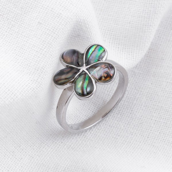 Flower Ring Abalone Shell Plumeria Flower Ring Minimalist Hawaiian Style Floral Ring Gift for Her Gift for Mom Birthday Gift Island Girl