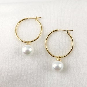 Dainty Hoop Earrings with White Shell Pearl / Simple and Elegant Hamilton Gold Hoops