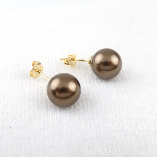 Brown Pearl Stud Earrings / Minimalist Elegant Jewelry Simple Everyday Wear, Shell Pearl, Pearl Post Earrings, 8mm 10mm 12mm