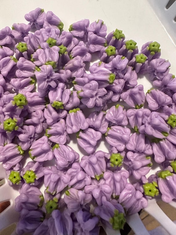 Light Purple Crown Flower Clay Beads, Jewelry Making Garland Lei Making, Handcrafted Clay Beads, Bulk beads, Car Lei