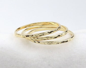 Straight Stackable Set of 3 Baby Bangles / Simple, Hammer-Cut Gold, Infant Bangles, Baby Bracelet, Baby Girl Jewelry, Baby Shower Gift