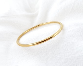 Thin Shiny Gold Bangle Bracelet, Waterproof, Fade-Resistant, Gold Cuff Bracelet, Minimalist Statement Bangle, Stackable Bangles for Her