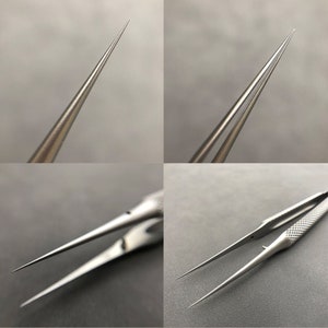 K&ouml;nnte beinhalten: Nahaufnahmen von Edelstahl-Pinzetten mit extrem feinen, spitzen Spitzen. Die Pinzette hat einen strukturierten Griff f&uuml;r pr&auml;zises Handling. Das Bild zeigt verschiedene Winkel der Pinzette und hebt ihre scharfen Spitzen und das Gesamtdesign hervor.