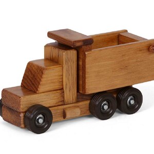 Set of Four (4) Wooden Toy Construction Trucks Amish Toy Work Vehicles immagine 2