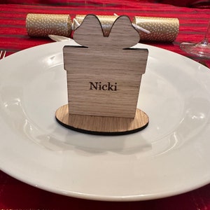 Personalised christmas table name cars