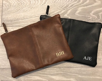 Personalised Men's Wash Bag, Travel Pouch, Toiletry Bag,  Printed Accessory Pouch, Fathers Day, Best Man, Groomsmen Gift, Black & Tan NuHide