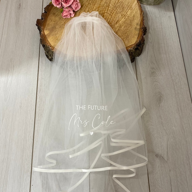 Ensemble voile et écharpe personnalisés pour enterrement de vie de jeune fille, future maman, voile personnalisé, cadeau pour la future mariée, shower de bébé, écharpe d'EVJF, future maman image 7