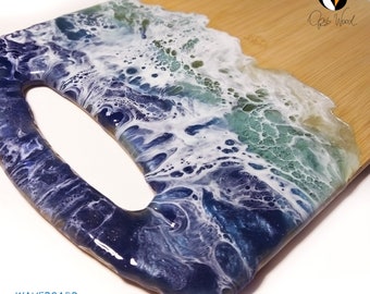 Waveboard. Bamboo serving board with resin.