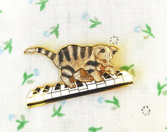 Vintage 1980s Cloisonne Cat Brooch Pin Badge Signed Fish Enamel Tabby Cat on Piano Musician Gift Pianist Gift Cat Lover's Gifts For Her