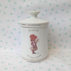 Kitsch Vintage Holly Hobbie Lidded Trinket Pot "Fill Each Day With Happy Moments" Japan Retro Vanity Storage Dressing Table