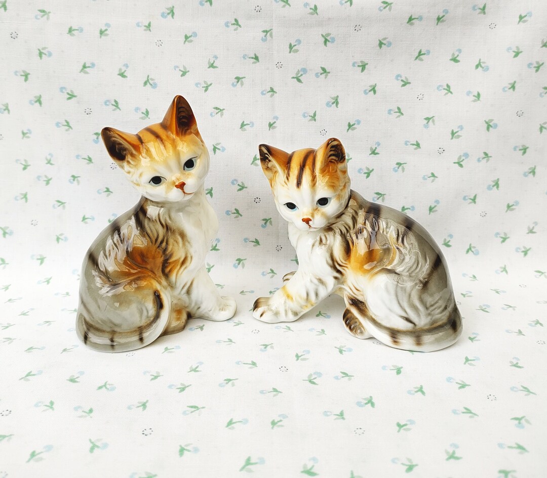 SALE Vintage 1960s Pair of Cute Tabby Ginger Cat Ornaments Figurines
