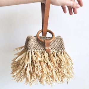 Crochet your own Mini Jute Wristlet Bag with Raffia Fringe, Printable PDF Pattern, Instant Download