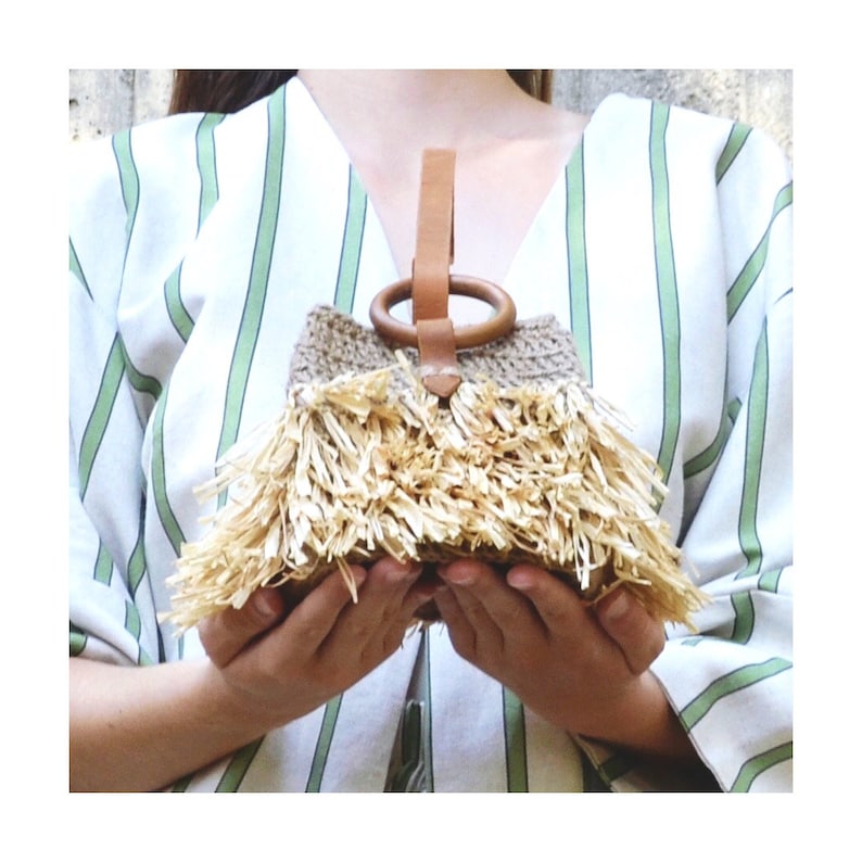 Mini Jute Raffia Leather Handbag, wristlet bag with fringe zdjęcie 2